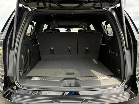 New 2026 Chevrolet Suburban RST w/ Comfort Package AWD/4WD image 30