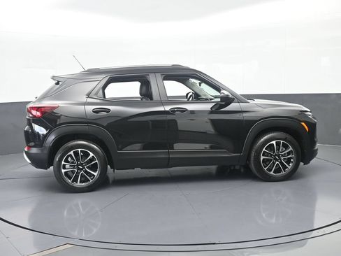 Used 2024 Chevrolet TrailBlazer LT w/ Driver Confidence Package FWD image 7