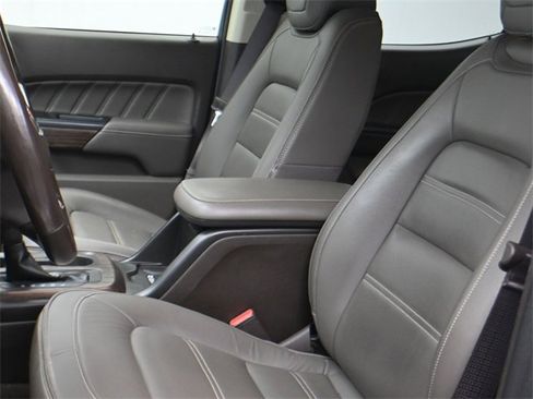 Used 2021 GMC Canyon Denali image 10