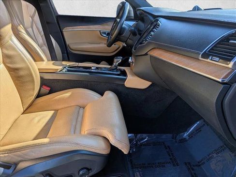 Used 2018 Volvo XC90 T6 Inscription w/ Luxury Package image 21