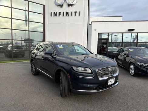 Used 2021 Lincoln Nautilus Reserve image 2