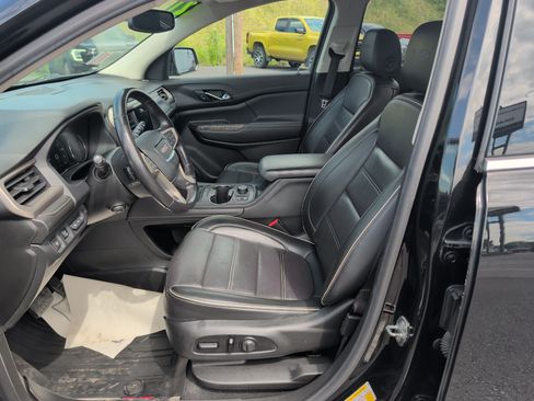 Used 2021 GMC Acadia Denali w/ LPO, Floor Liner Package AWD/4WD image 12
