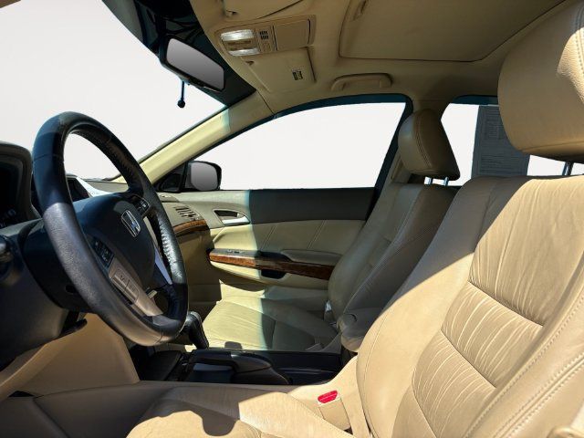 Used 2010 Honda Accord EX-L image 11