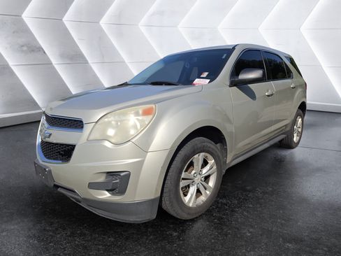 Used 2013 Chevrolet Equinox LS FWD image 4