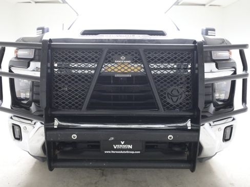Used 2025 Chevrolet Silverado 3500 LT w/ Safety Package AWD/4WD image 8