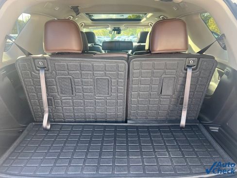 Used 2025 Honda Pilot Elite image 23