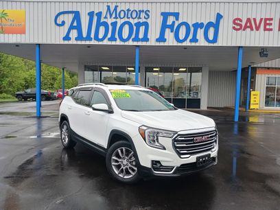 Used 2023 GMC Terrain SLT