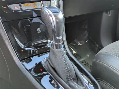 Used 2018 Buick Encore Preferred FWD image 13