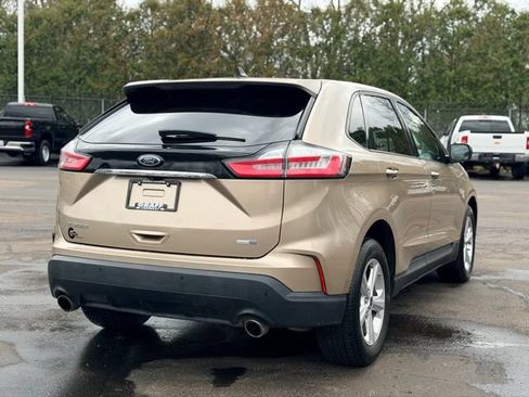 Used 2020 Ford Edge SE AWD/4WD image 4