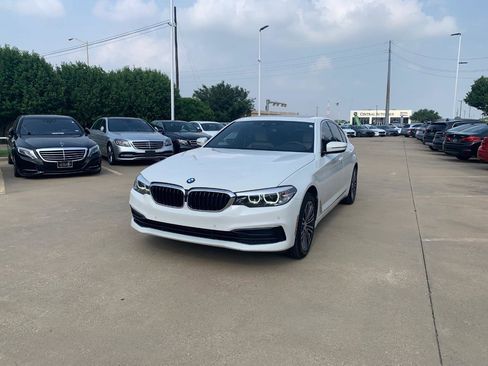 Used 2020 BMW 530i w/ Convenience Package image 2