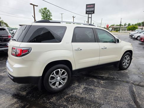 Used 2013 GMC Acadia SLT w/ Technology Package FWD image 4