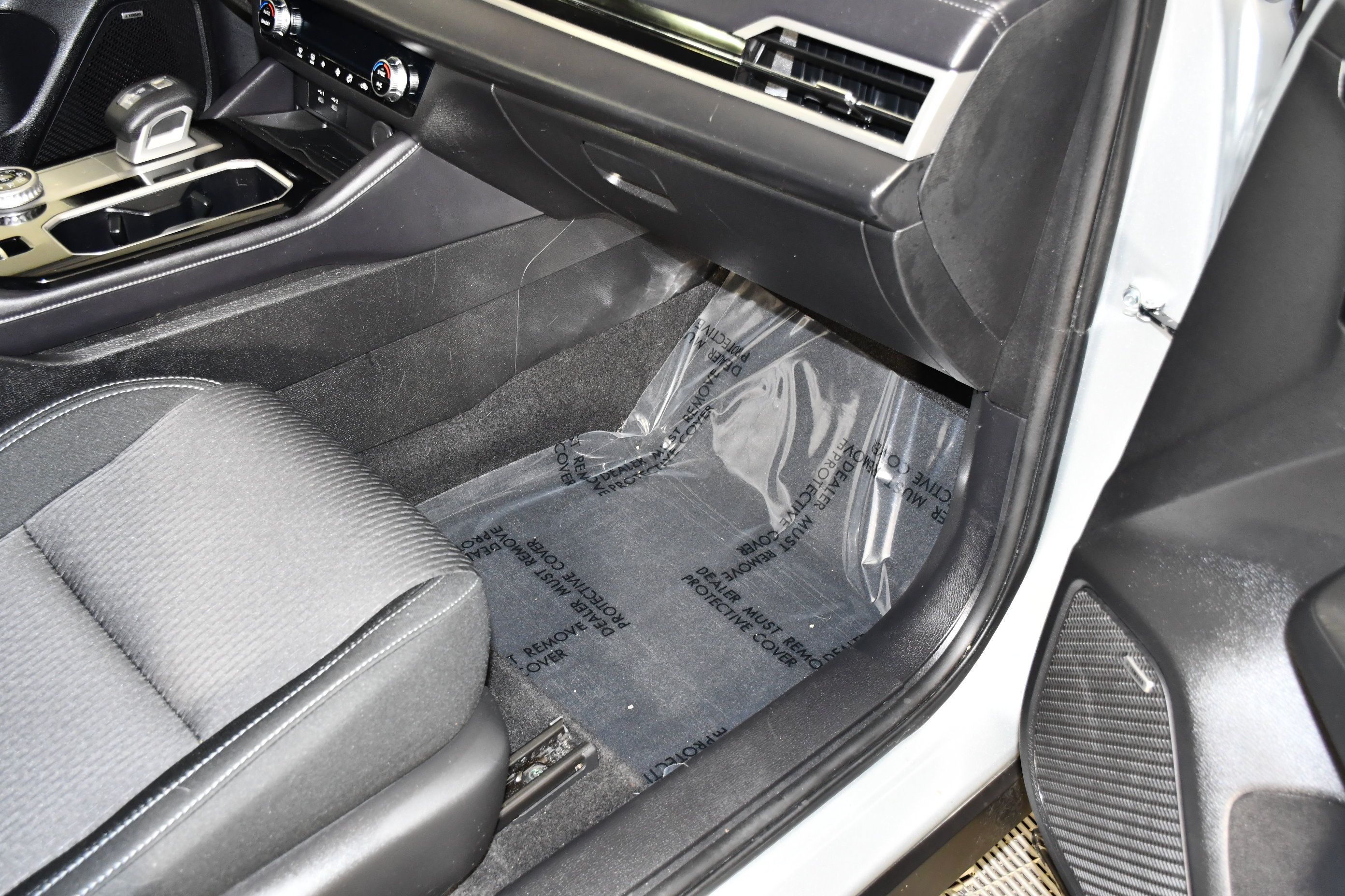Used 2025 Mitsubishi Outlander ES FWD image 30