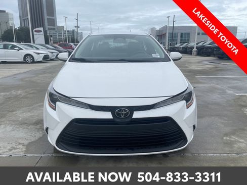Used 2024 Toyota Corolla LE FWD image 8