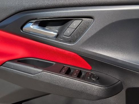 New 2026 Chevrolet Equinox EV RS image 16