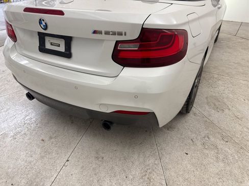Used 2015 BMW M235i Convertible image 19