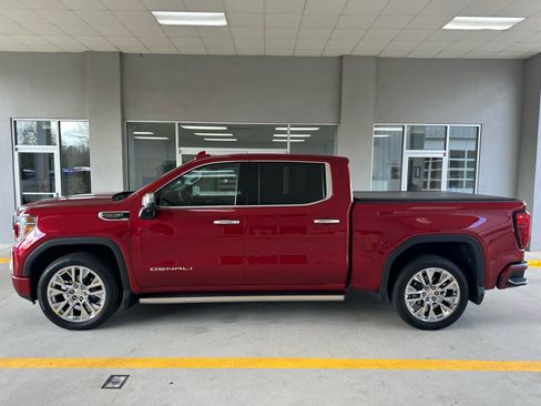 Used 2021 GMC Sierra 1500 Denali w/ Denali Ultimate Package image 4