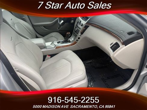 Used 2010 Cadillac CTS Luxury image 14