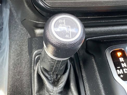 Used 2021 Jeep Wrangler Unlimited Sport image 28