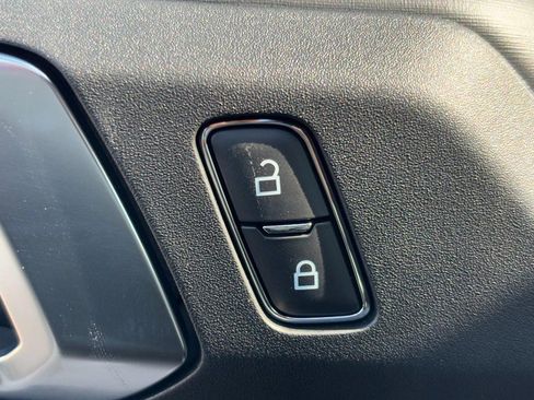 New 2025 Ford Bronco Outer Banks w/ Sasquatch Package image 27