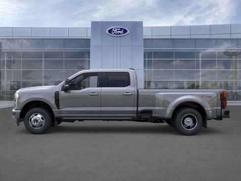 New 2026 Ford F350 Platinum image 3