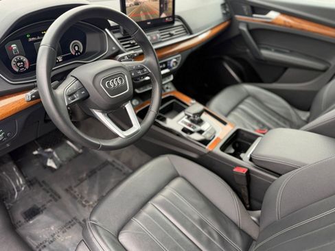 Used 2022 Audi Q5 2.0T Premium Plus w/ Premium Plus Package image 4