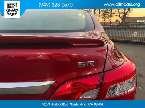 Used 2018 Nissan Sentra SR FWD image 7