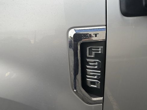 Used 2017 Ford F350 XLT image 5