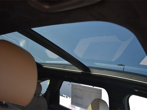 New 2025 Kia Sorento SX Prestige w/ Olive Brown Leather Package image 14