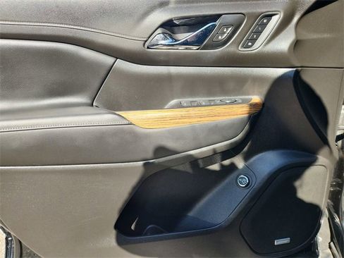 Used 2019 GMC Acadia Denali w/ Technology Package image 22