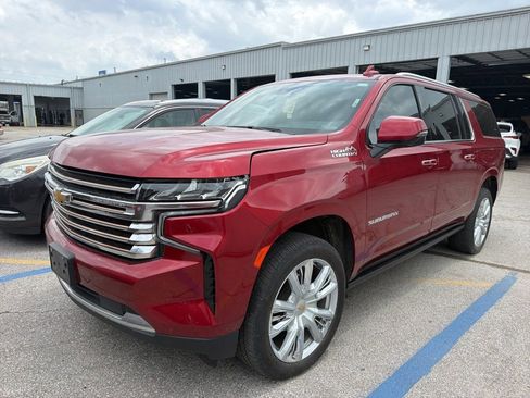 Used 2024 Chevrolet Suburban High Country w/ Premium Package AWD/4WD image 1