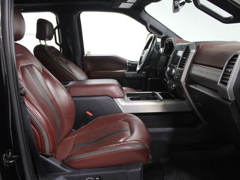 Used 2021 Ford F250 Platinum image 22