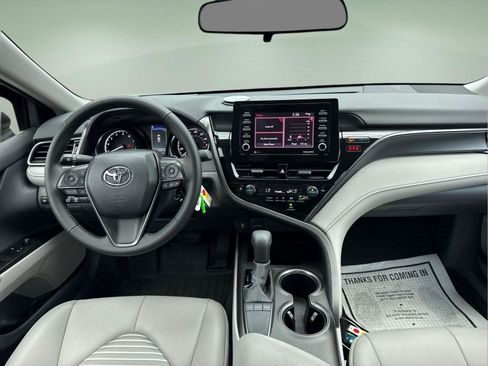 Used 2024 Toyota Camry SE FWD image 13