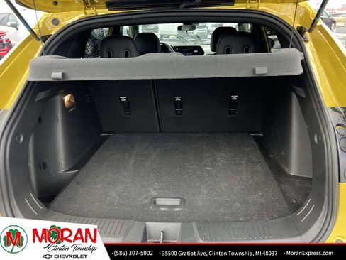 Used 2024 Chevrolet Trax RS w/ Driver Confidence Package image 12