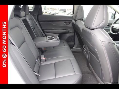 New 2025 Nissan Murano SL AWD/4WD image 17