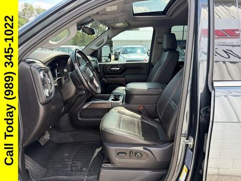 Used 2023 GMC Sierra 2500 Denali w/ Denali Ultimate Package AWD/4WD image 2