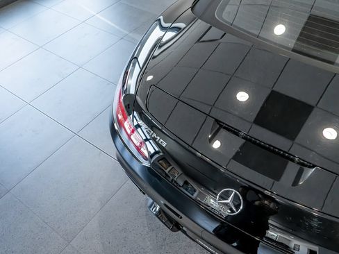 Used 2018 Mercedes-Benz AMG GT Roadster image 29