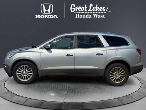 Used 2011 Buick Enclave CXL FWD image 2