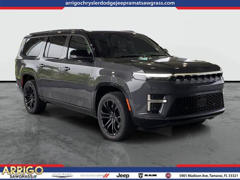 New 2026 Jeep Grand Wagoneer L Summit AWD/4WD image 1