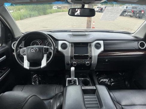 Used 2014 Toyota Tundra Limited w/ Limited Premium Package AWD/4WD image 10