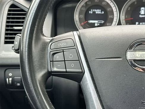 Used 2013 Volvo XC60 T6 image 9