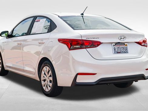 Used 2019 Hyundai Accent SE FWD image 4