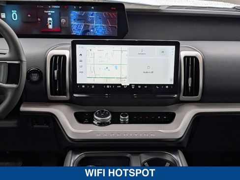 New 2026 Ford Expedition Active RWD image 24