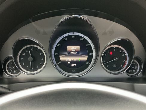 Used 2013 Mercedes-Benz E 550 Coupe image 25