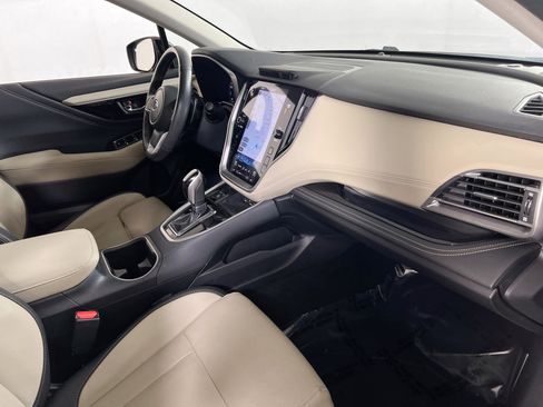 Used 2022 Subaru Outback Limited image 30