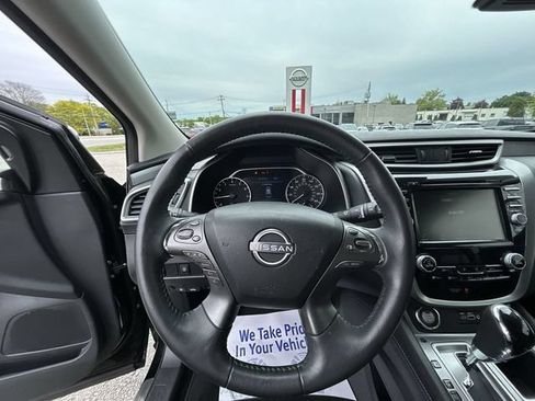 Certified 2023 Nissan Murano SV w/ SV Midnight Edition Package AWD/4WD image 18