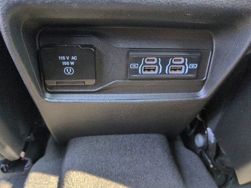 Used 2023 Jeep Grand Cherokee L Laredo w/ Luxury Tech Group I AWD/4WD image 34