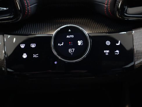 Certified 2025 Ferrari Purosangue image 34