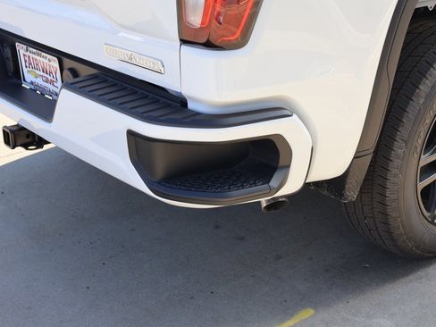 New 2026 GMC Sierra 1500 Elevation image 35