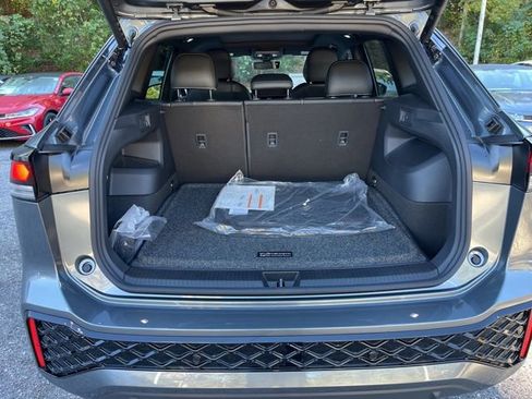 New 2026 Volkswagen Tiguan SE R-Line AWD/4WD image 20