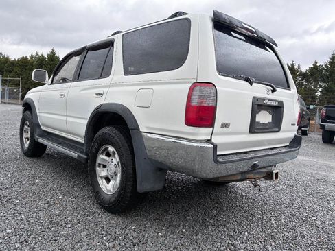 Used 1998 Toyota 4Runner SR5 AWD/4WD image 7